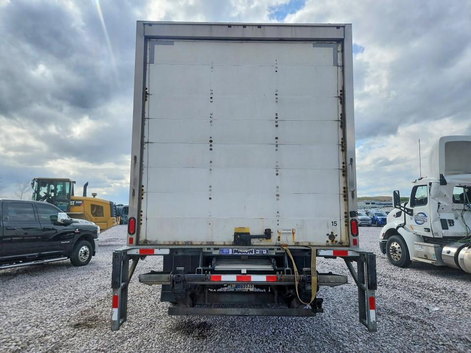 2019 International MV607 BOX Truck