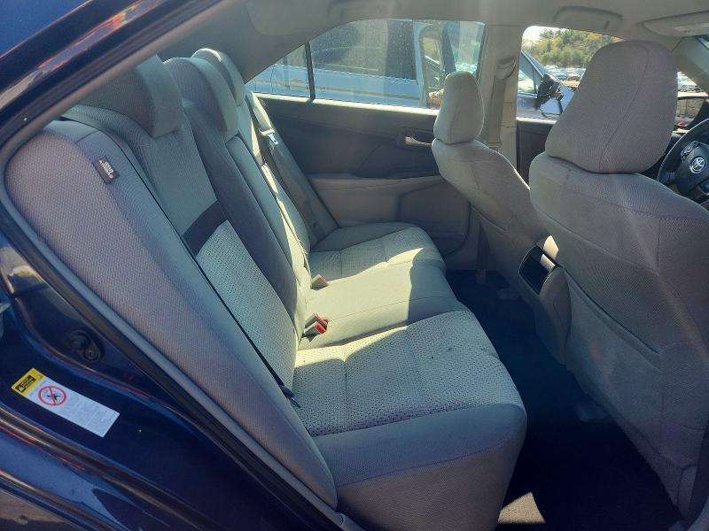 2014 Toyota Camry le