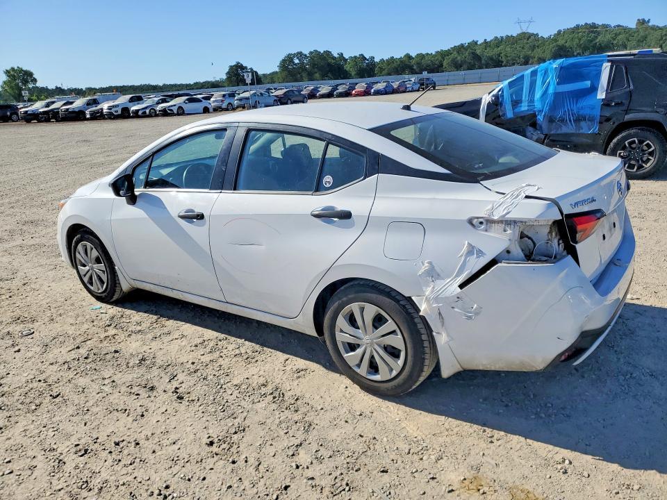2020 Nissan Versa s