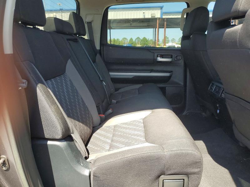2018 Toyota Tundra Crewmax SR5