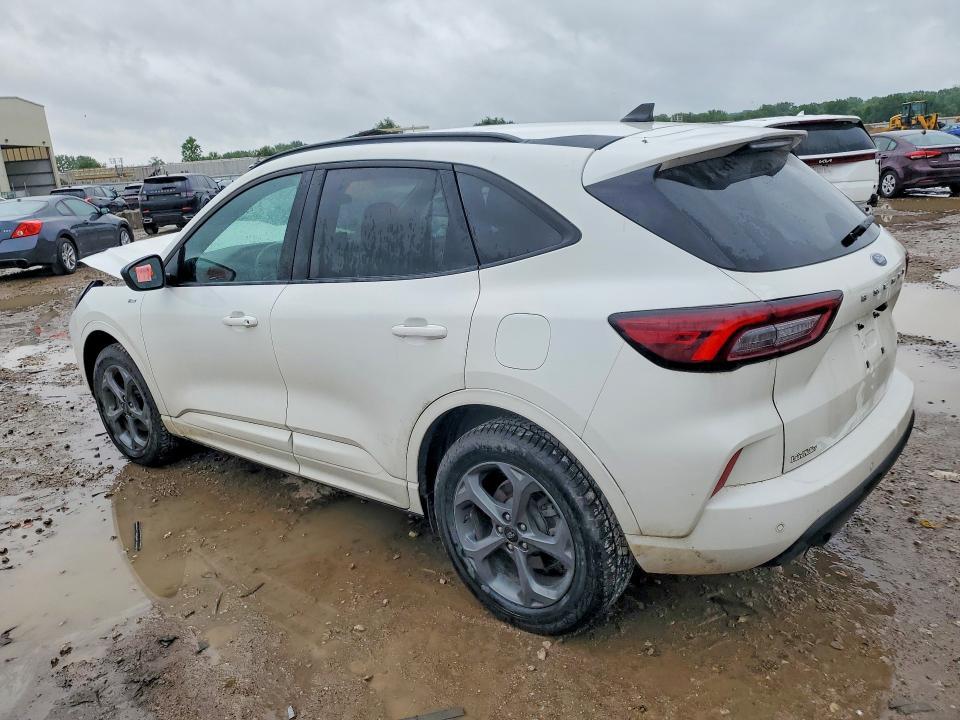 2024 Ford Escape st Line