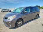 2020 Toyota Sienna xle 8-passenger