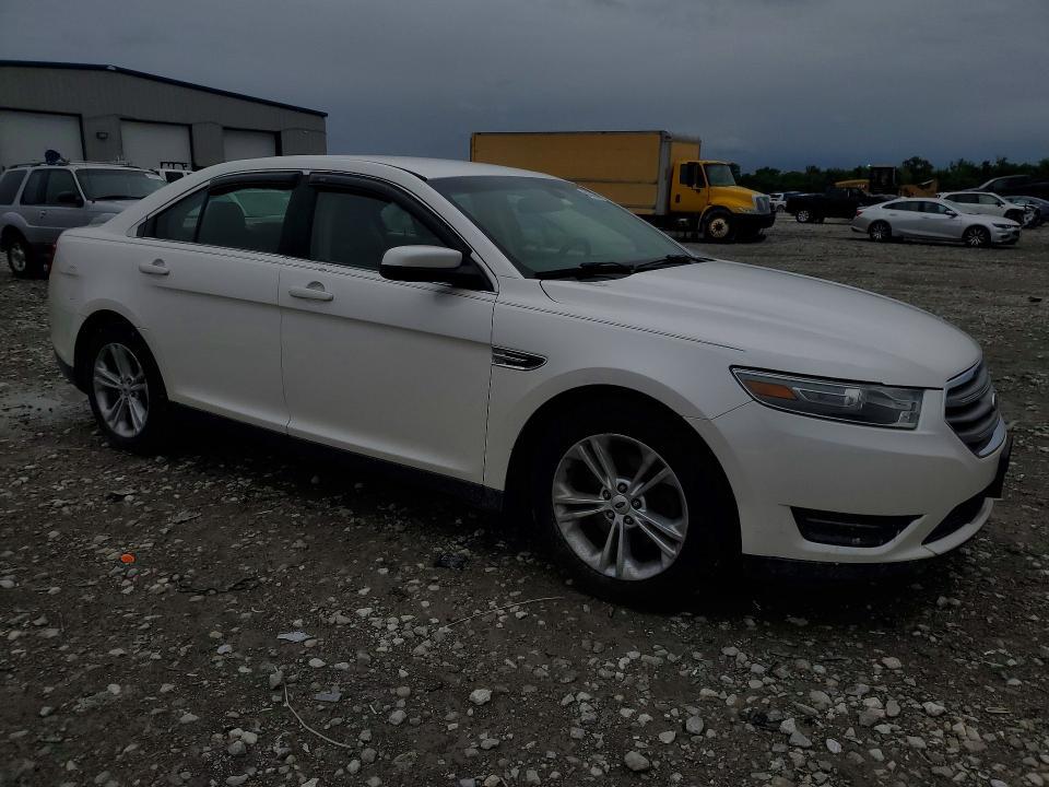 2014 Ford Taurus sel