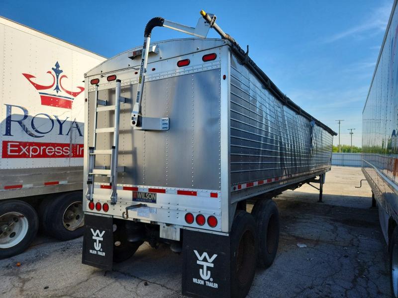 2020 Wilson Trailer-Hopper Bottom Grain Trailer