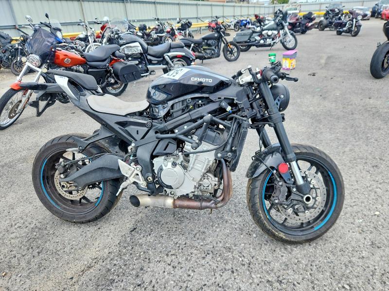 2025 Cf Moto 675SS