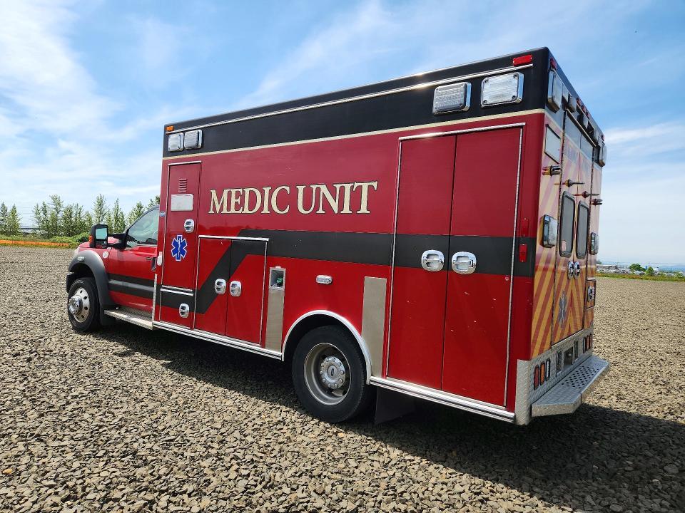 2013 Ford F450 Super Duty Ambulance