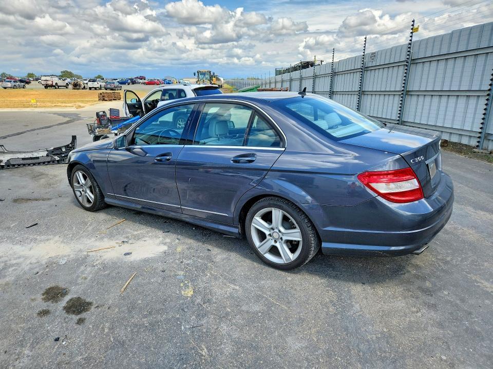 2011 Mercedes-Benz C300