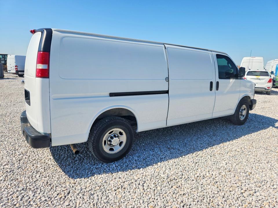 2016 Chev Express G3500