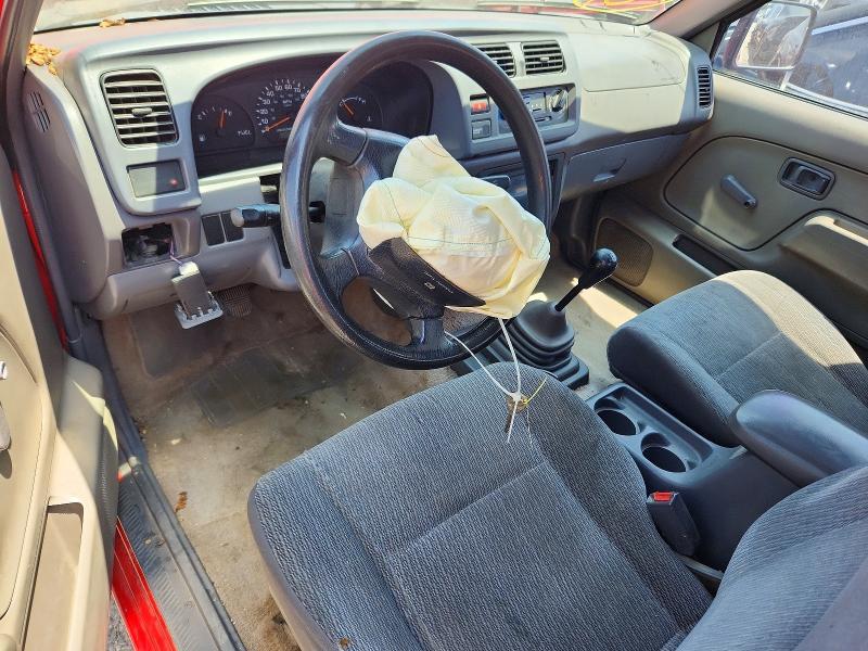 1998 Nissan Frontier xe