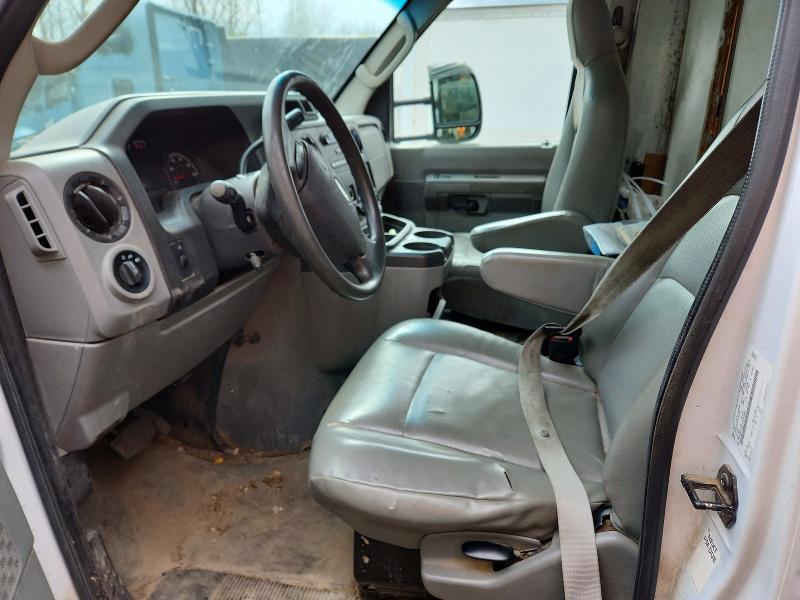 2018 Ford Econoline E350 Super Duty Cutaway Van