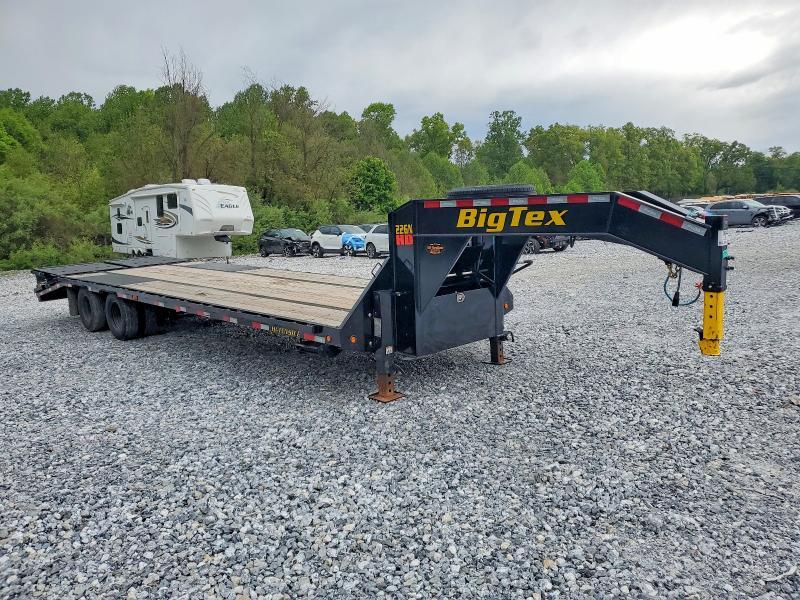 2026 Big Tex 22GN-30DE5A-MRBK Equipment Trailer