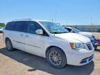 2014 Chrysler Town & Country Touring l