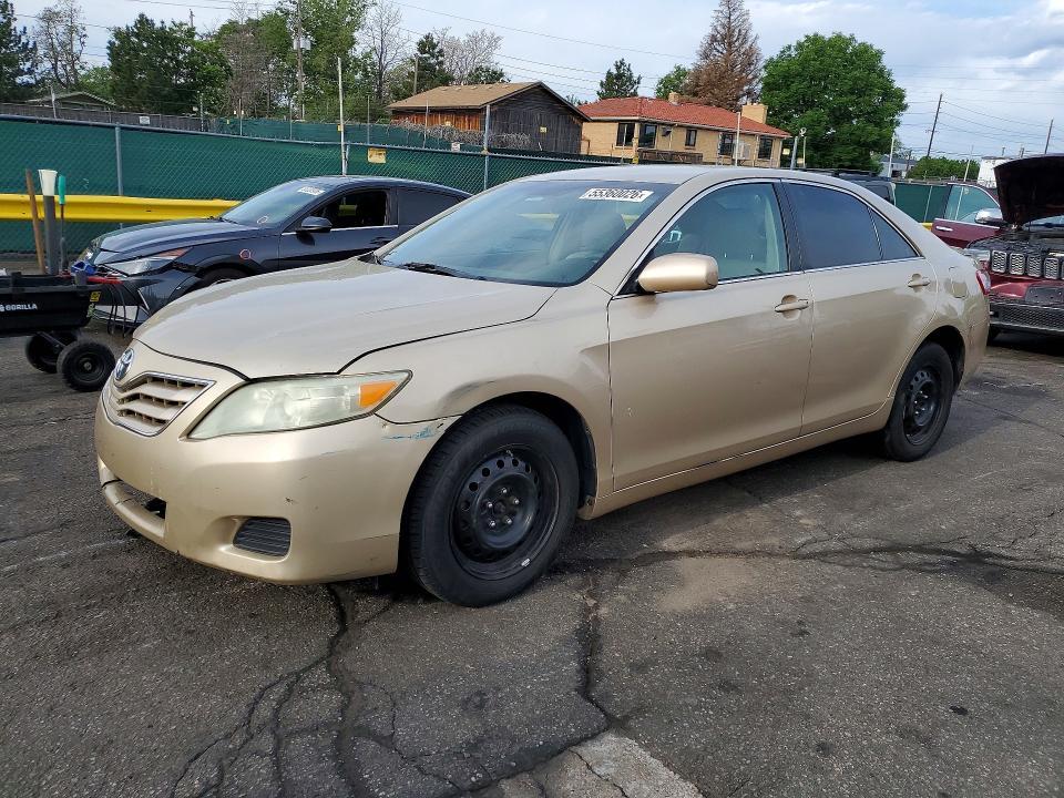 2010 Toyota Camry le