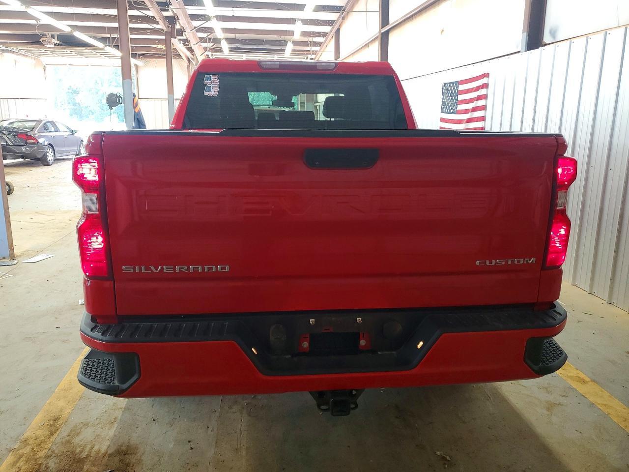 2022 Chevrolet Silverado K1500 Custom