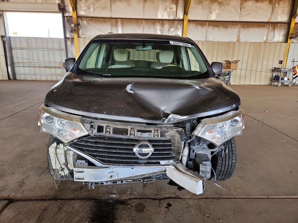 2017 Nissan Quest sv
