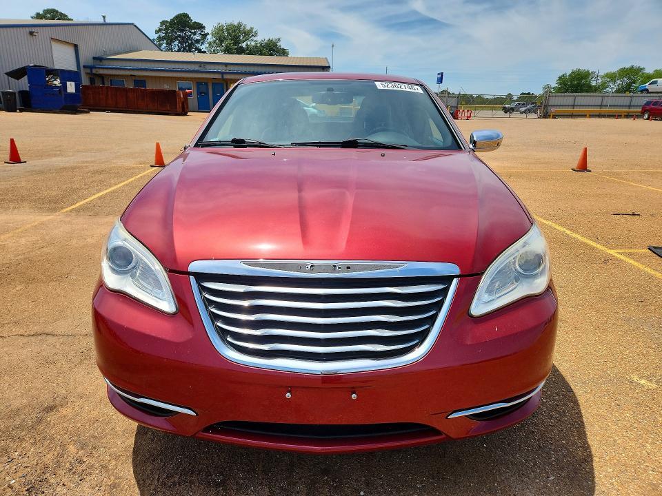 2011 Chrysler 200 Limited