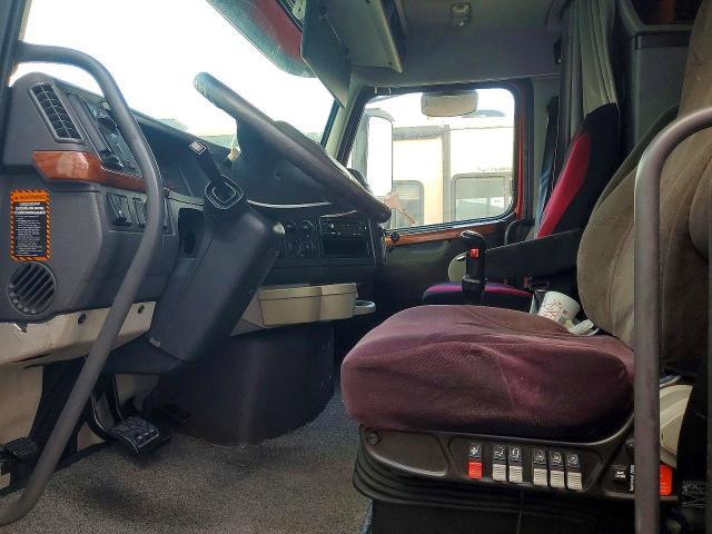 2011 Volvo VN VNL