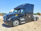 2020 Freightliner Cascadia 126 Semi Truck