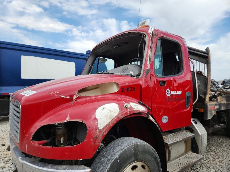 2018 Freightliner Business Class M2 Flatbed Truck