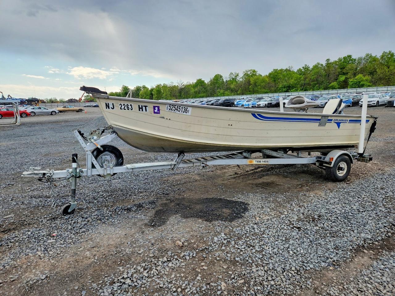 1983 Grumman Boat