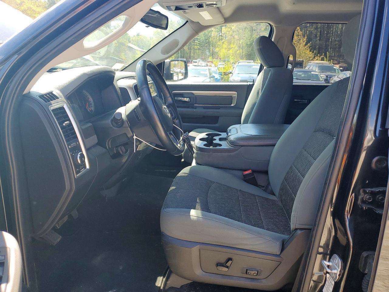 2016 Dodge RAM 1500 SLT