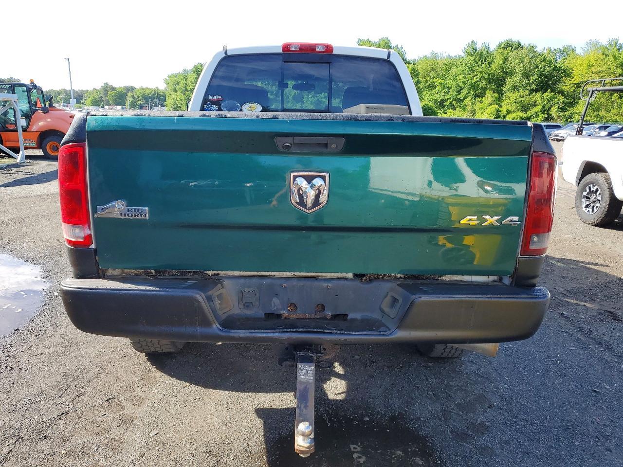 2005 Dodge RAM 2500 ST
