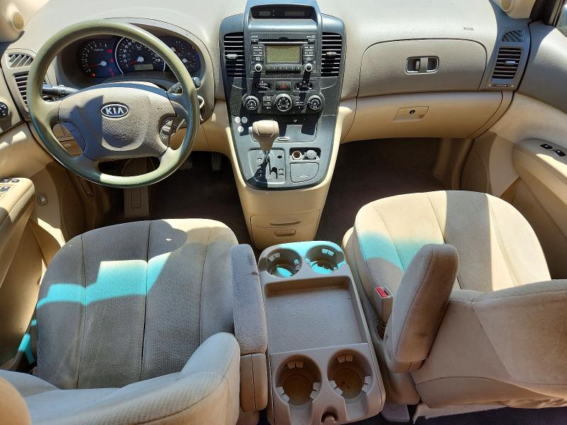 2009 KIA Sedona lx
