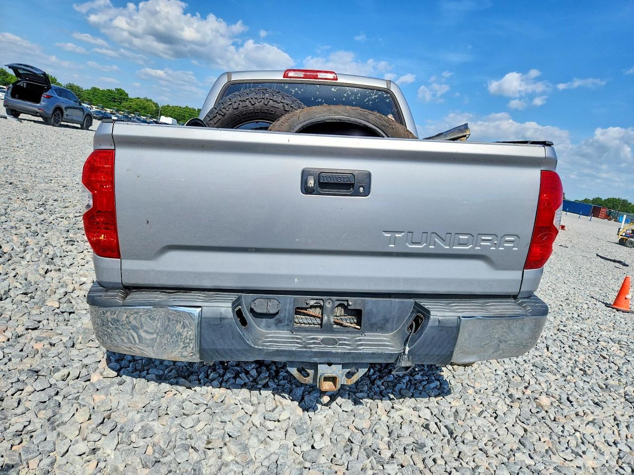 2016 Toyota Tundra Crewmax SR5