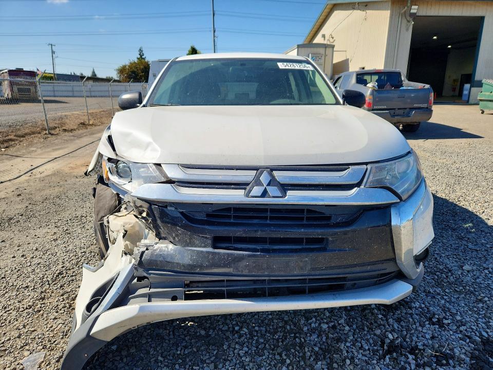 2016 Mitsubishi Outlander es