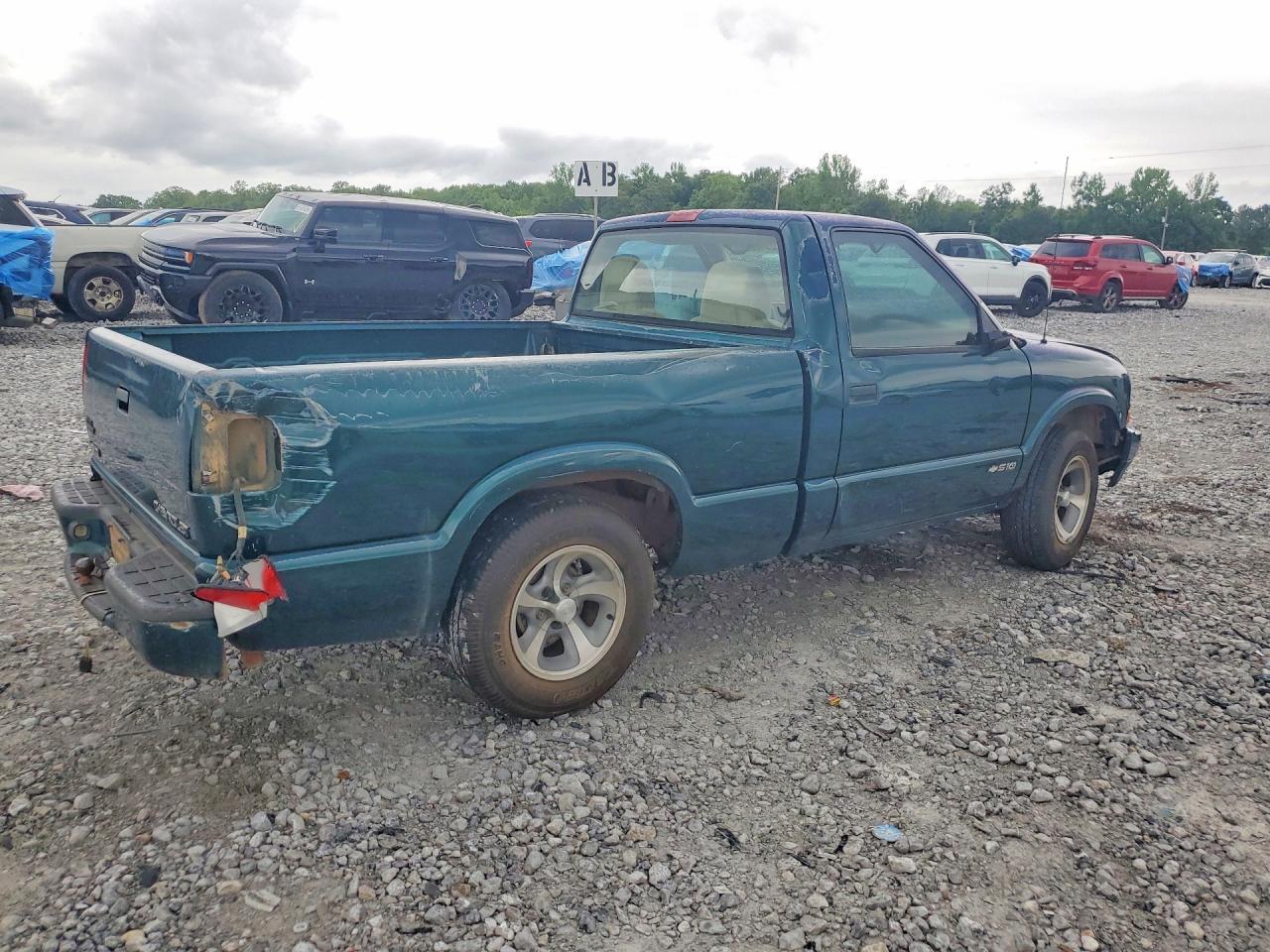 1998 Chevrolet S Truck S10