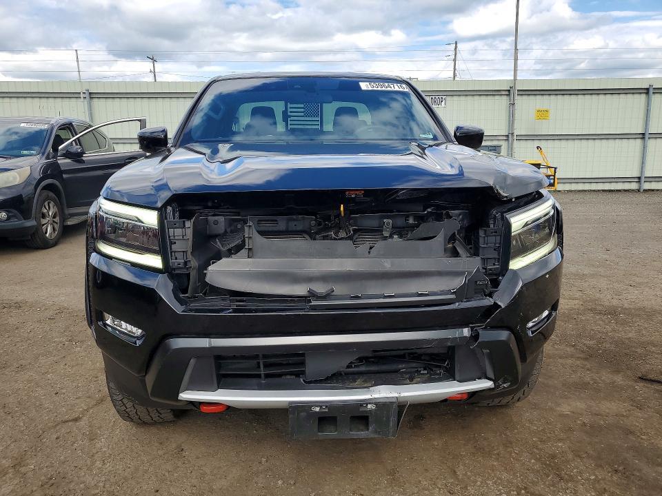 2024 Nissan Frontier PRO-X