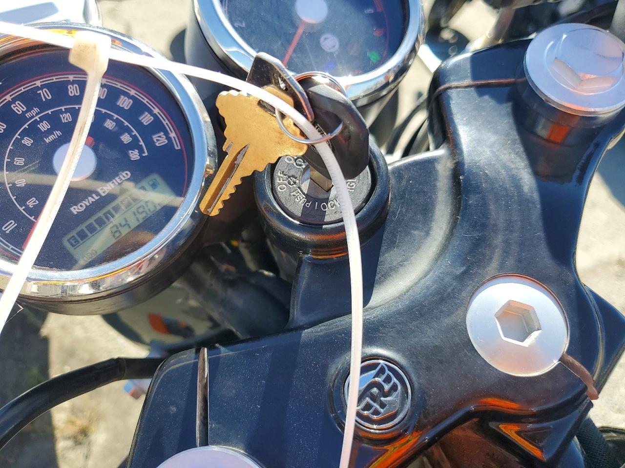 2022 Royal Enfield Motors INT 650