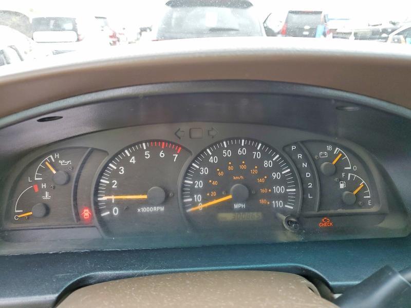 2000 Toyota Tundra SR5