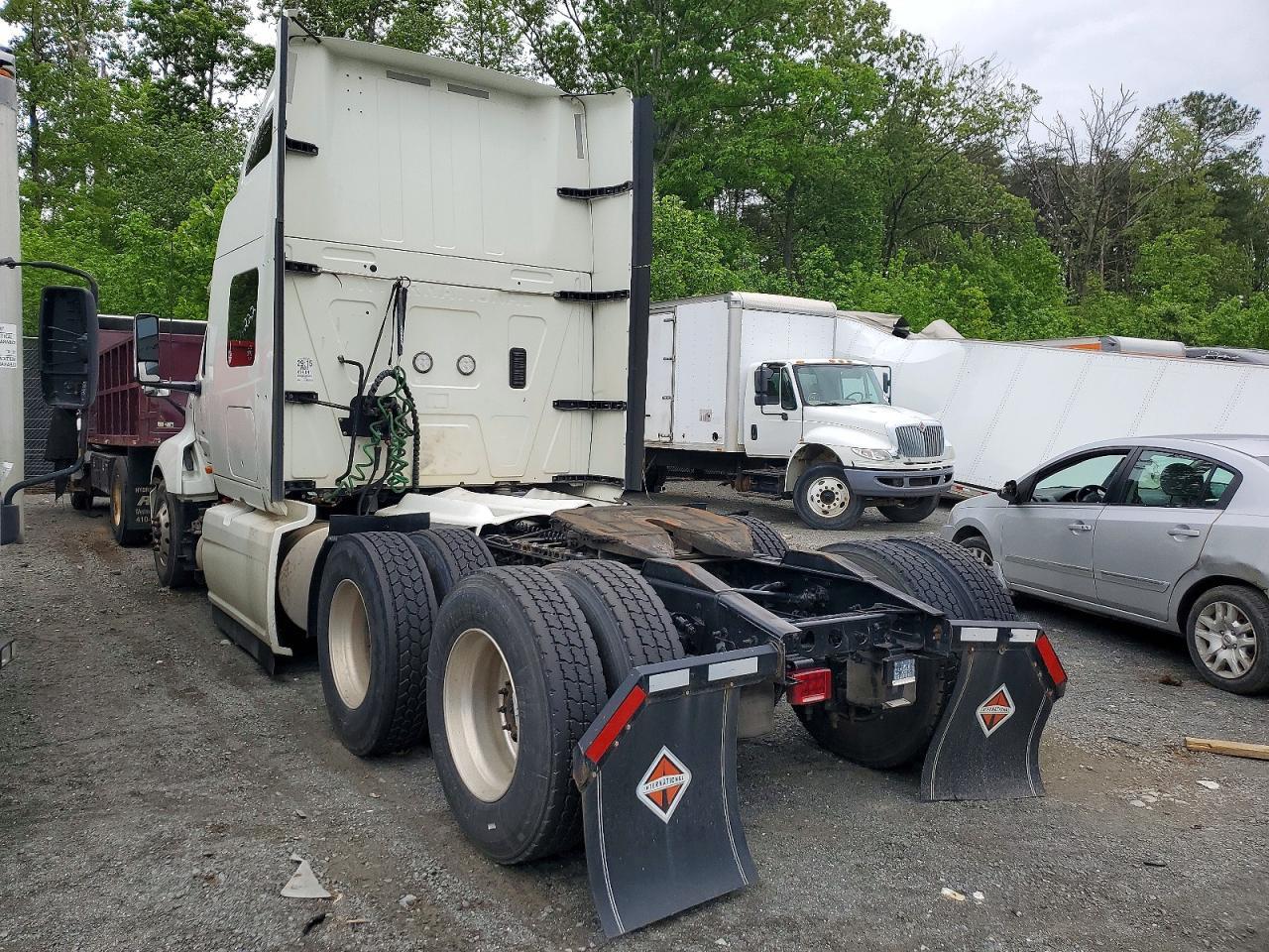 2022 International LT625