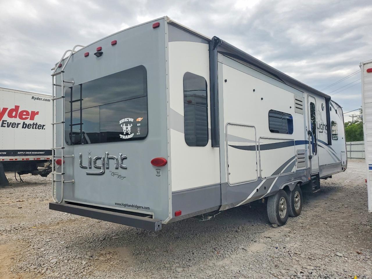 2018 Highland Ridge Light Camper