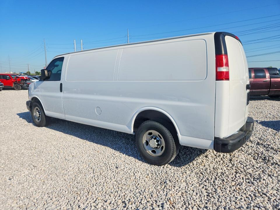 2017 Chev Express G3500