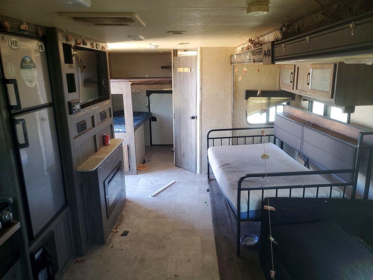 2020 Foresriver 2020 Forest River Coachmen Apex Camper