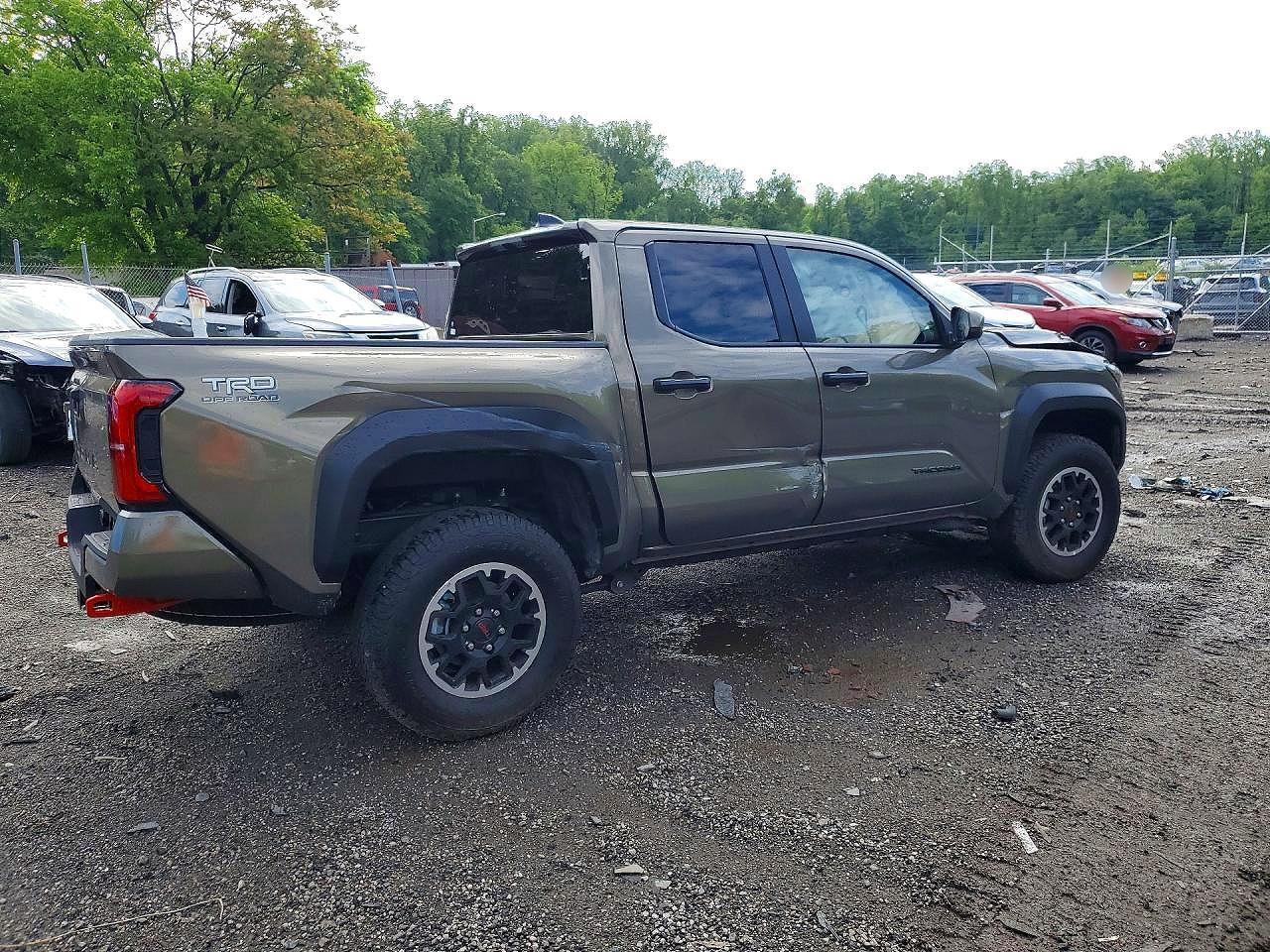 2025 Toyota Tacoma TRD OFF-Road
