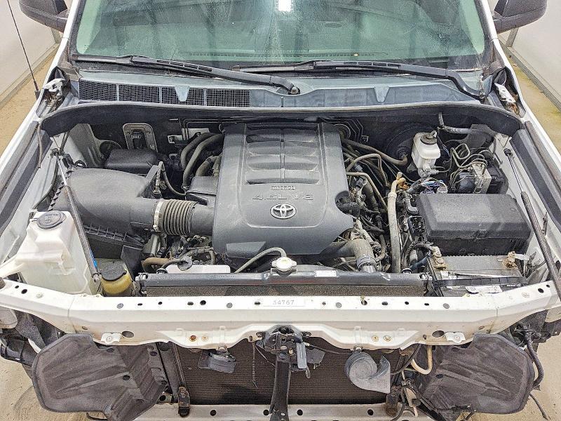 2015 Toyota Tundra SR5