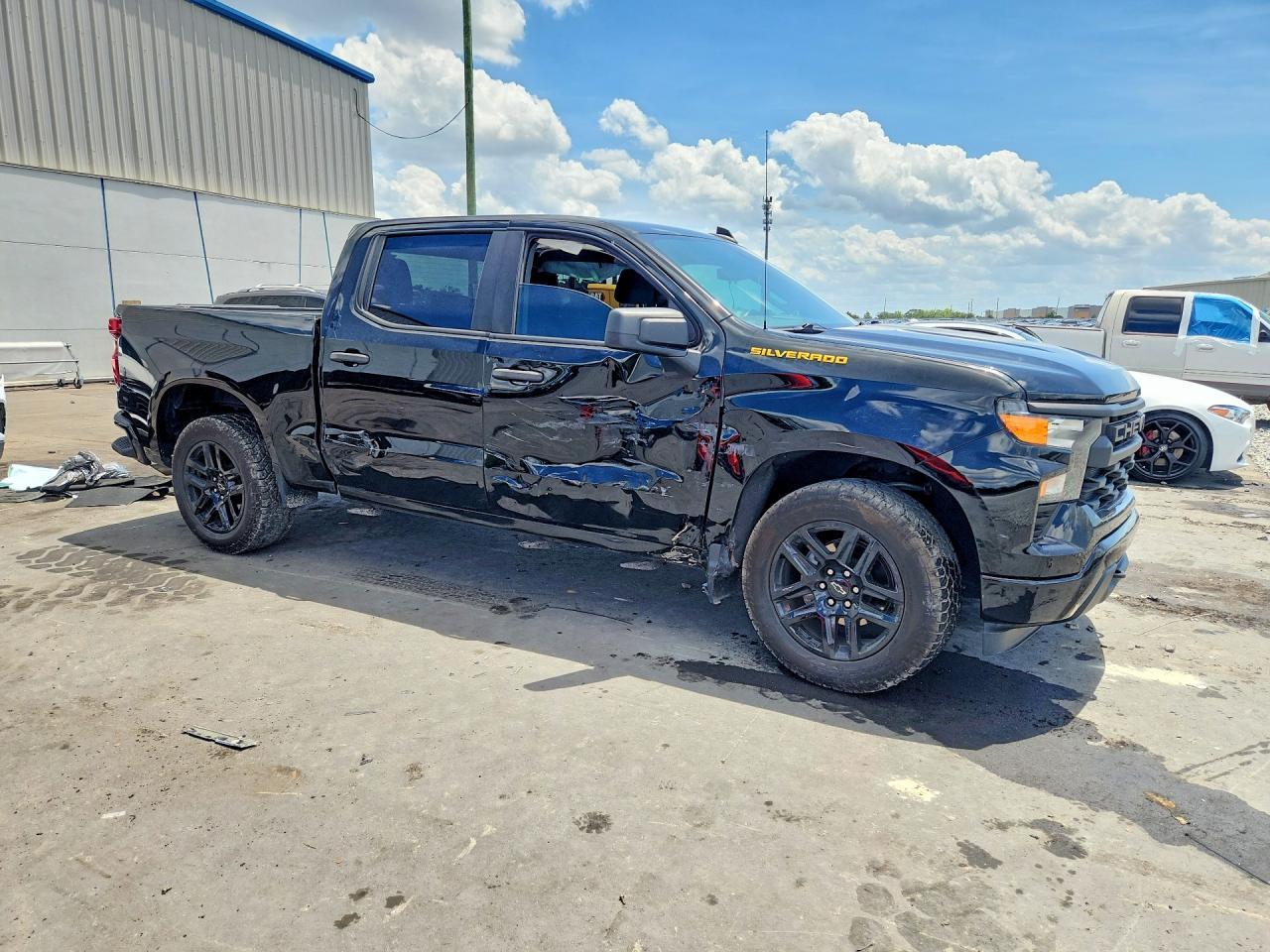 2022 Chevrolet Silverado C1500 Custom