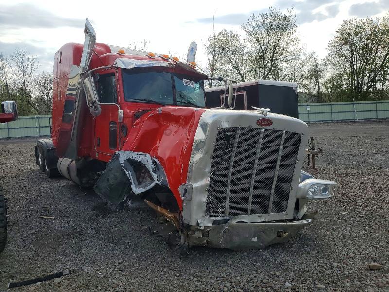 2022 Peterbilt 389 Semi Truck