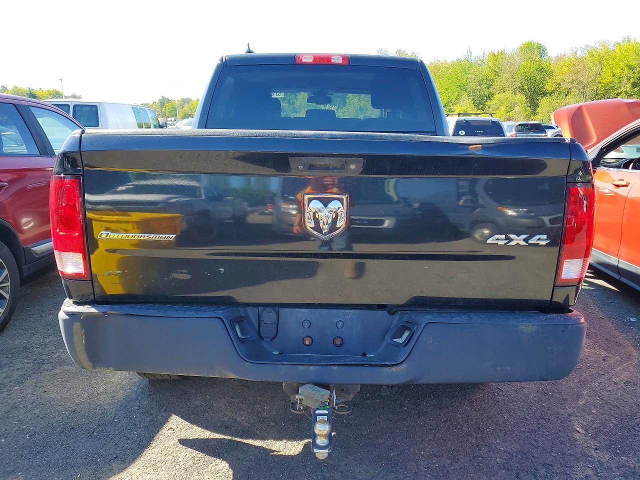2015 Dodge RAM 1500 SLT