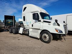 Salvage trucks for sale at Moraine, OH auction: 2020 Freigliner Cascadia