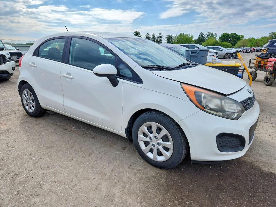2015 KIA Rio lx