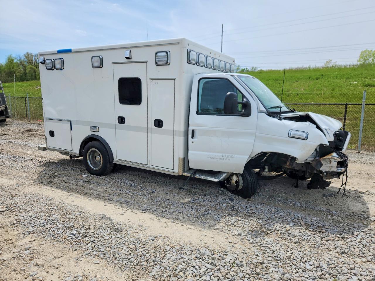 2024 Ford 2025 Ford Econoline-Ambulance Body