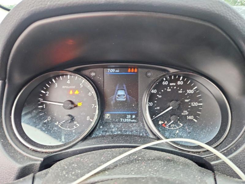 2022 Nissan Rogue Sport sv