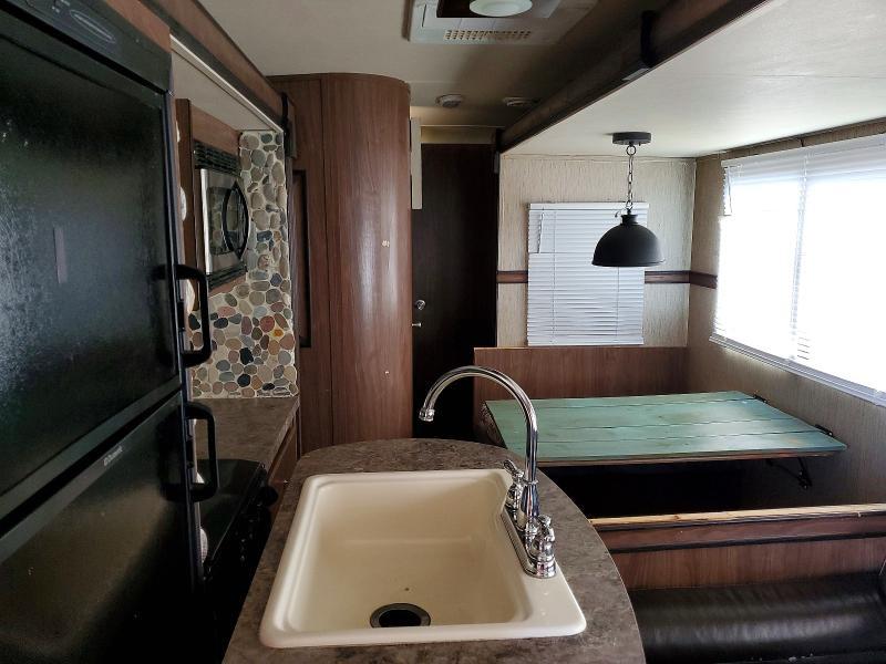 2016 Foresriver 2016 Forest River Solaire Camper