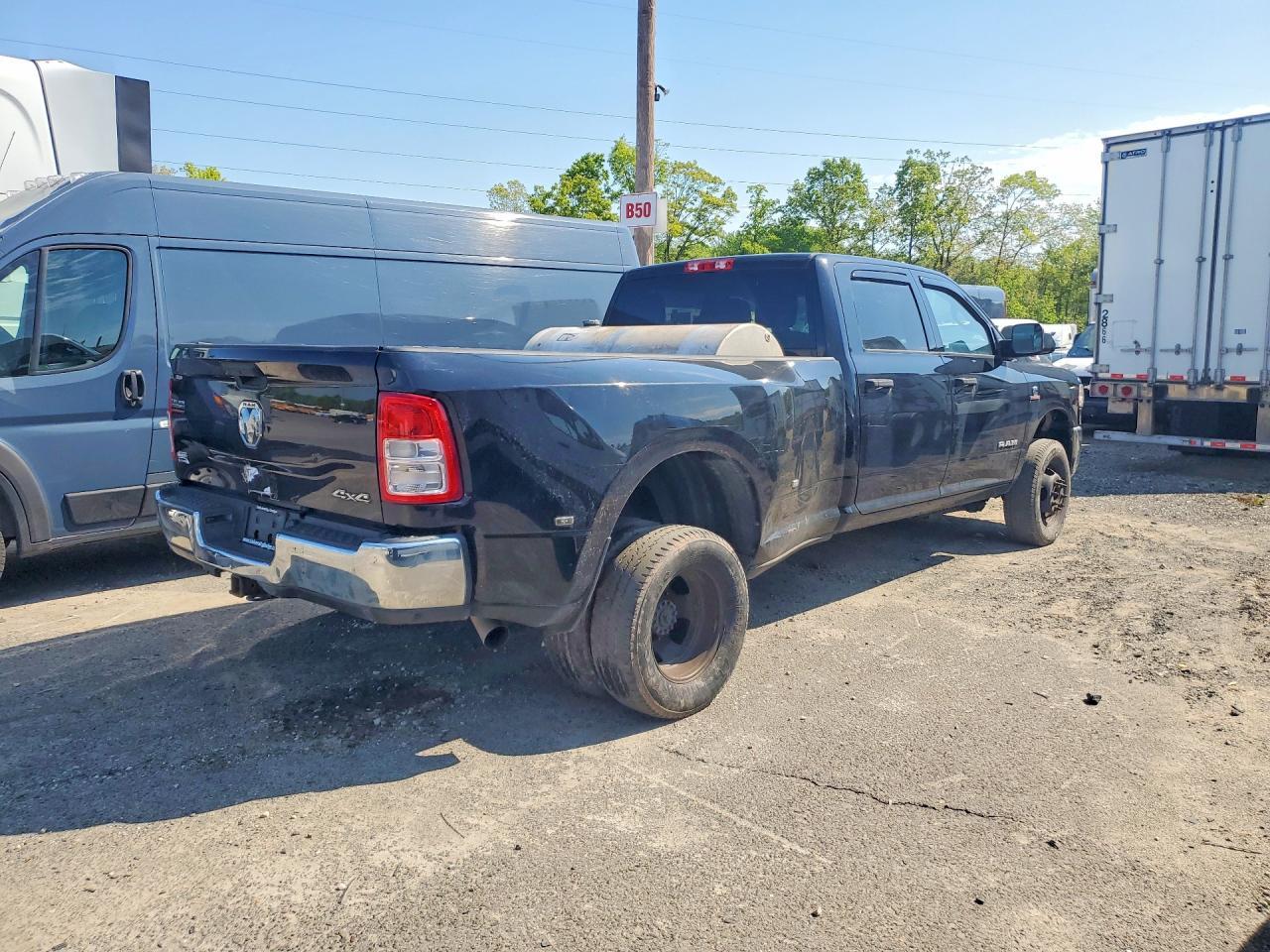 2022 Dodge RAM 3500 Tradesman