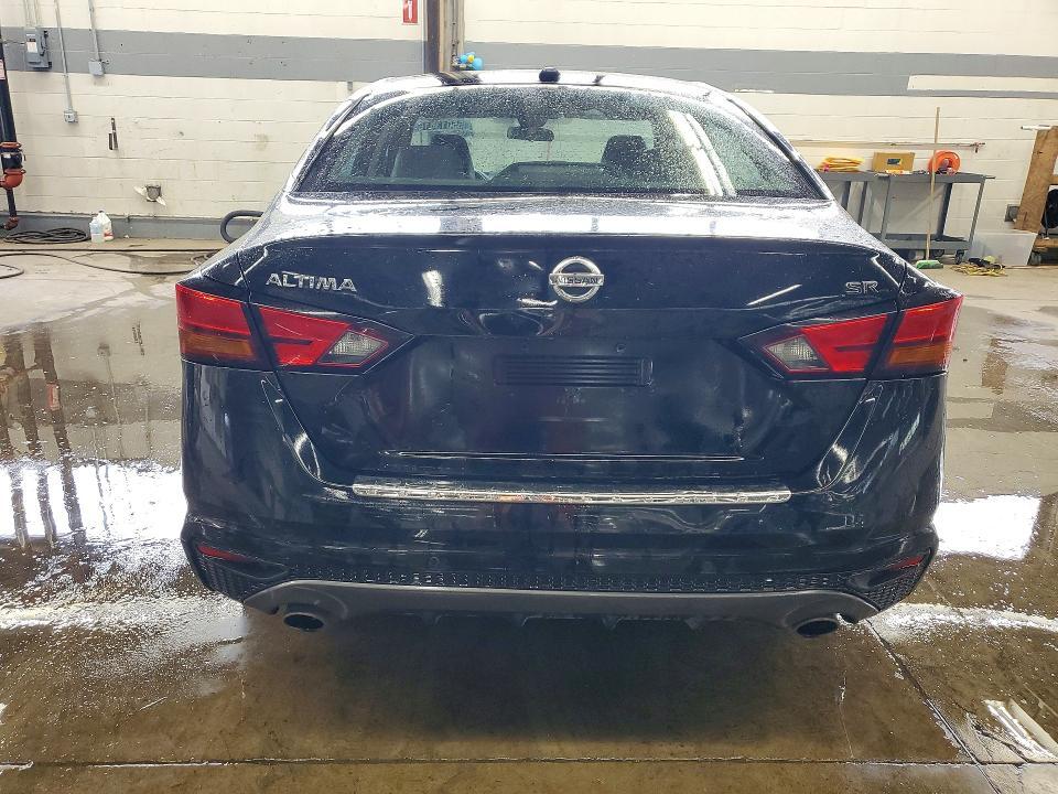 2021 Nissan Altima sr