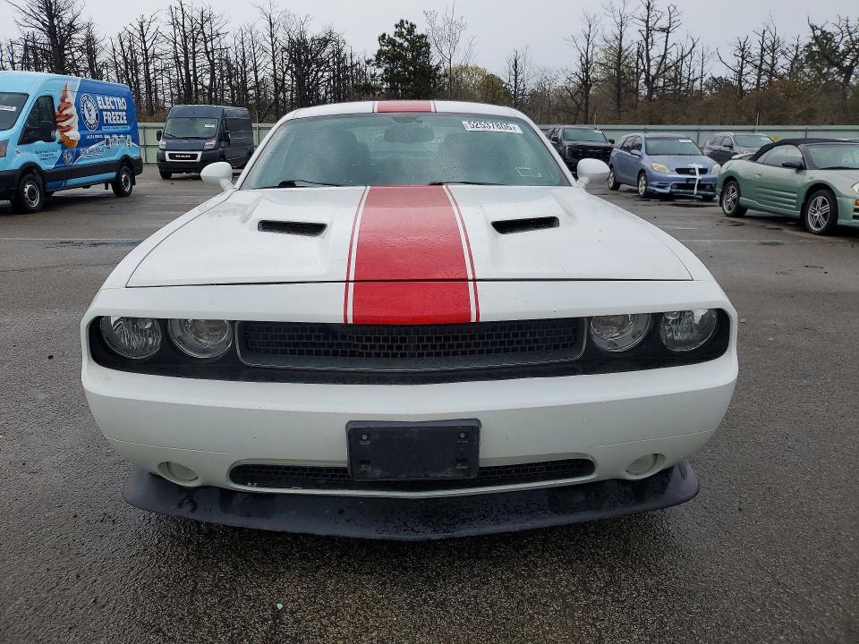 2013 Dodge Challenger sxt